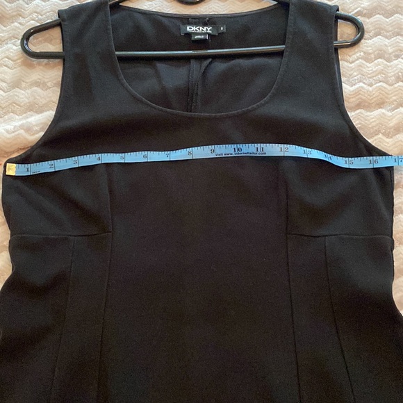 DKNY black sleeveless dress. Size 8. Rounded neck. Full side zipper. PTP abt 19 - Picture 9 of 11
